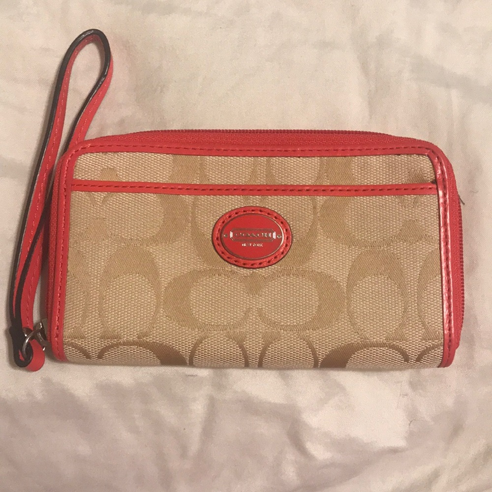 Wristlet